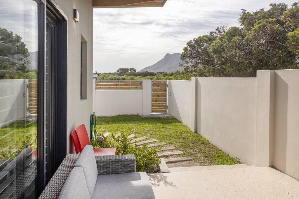 Mountain And Sea Cottage เฮอร์มานุส ภายนอก รูปภาพ