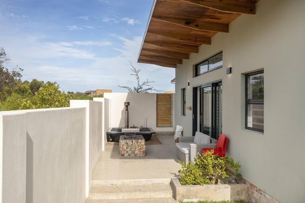 Mountain And Sea Cottage เฮอร์มานุส ภายนอก รูปภาพ